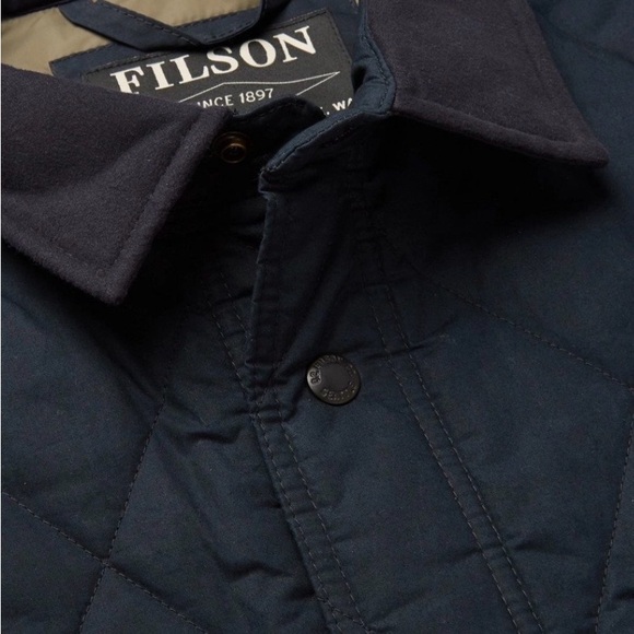 Filson Men's Navy Quilted Shirt Jacket - Picture 6 of 14
